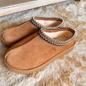 UGG Tasman Slipper